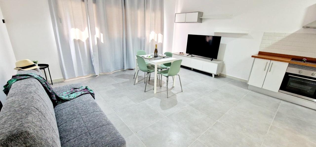 Apartamentos Playa San Juan & Wifi Free Guía de Isora Esterno foto